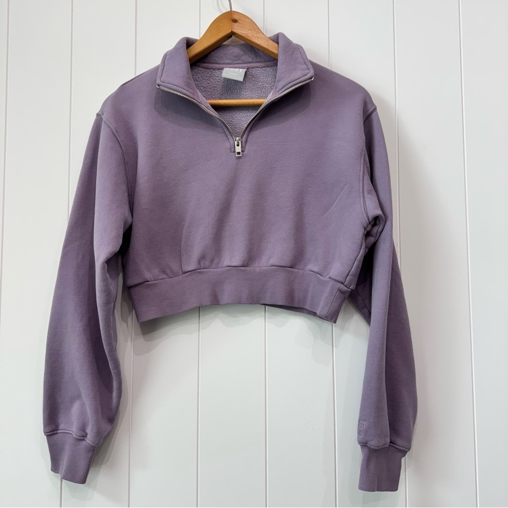 TNA Cropped Quarter-Zip Sweatshirt in Lavender Purple